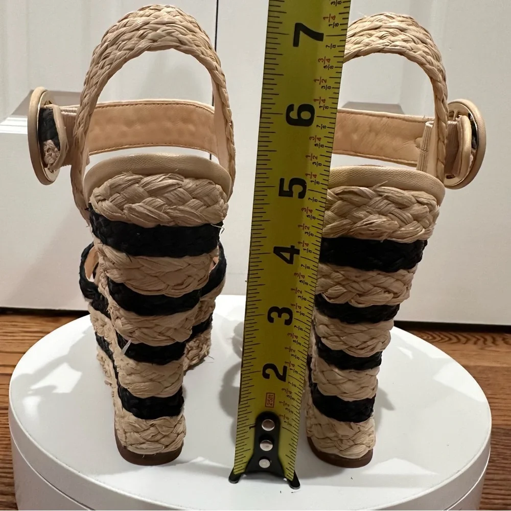 Alice + Olivia Rafia Woven 1” Platform Black Tan Straw Summer Wedge Sandal Size9